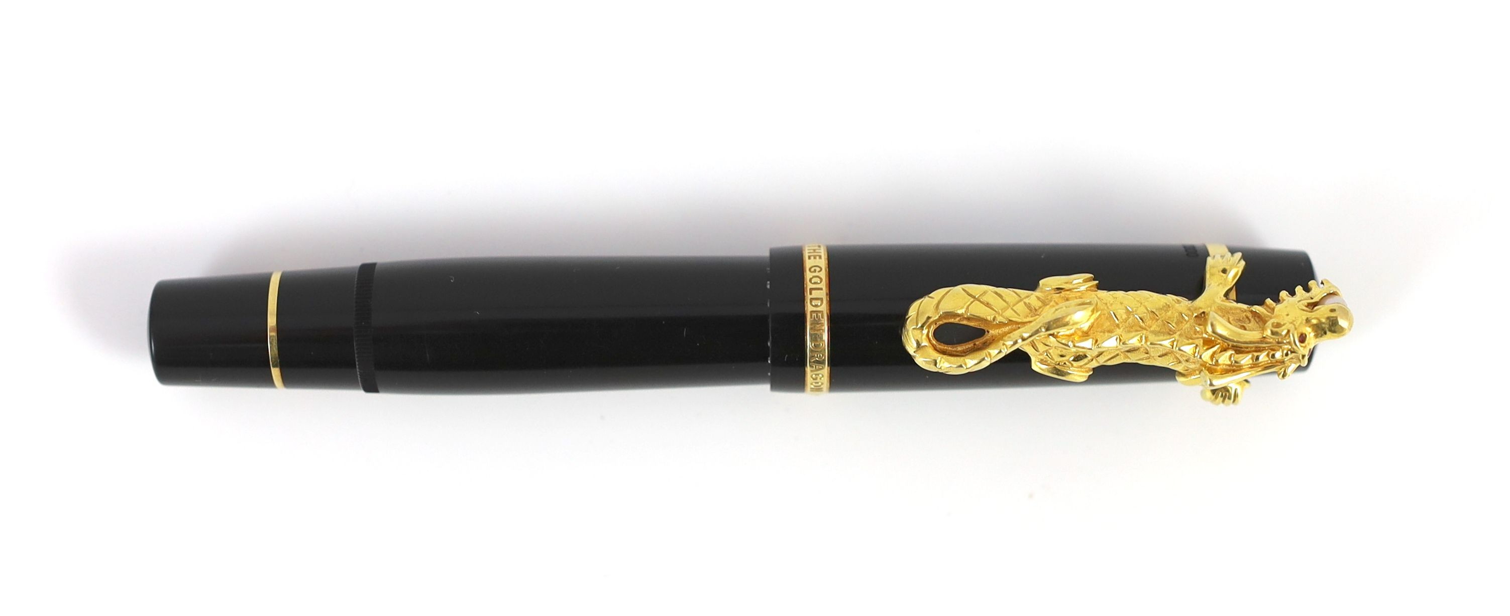 A Mont Blanc Year of the Golden Dragon fountain pen, 13cm